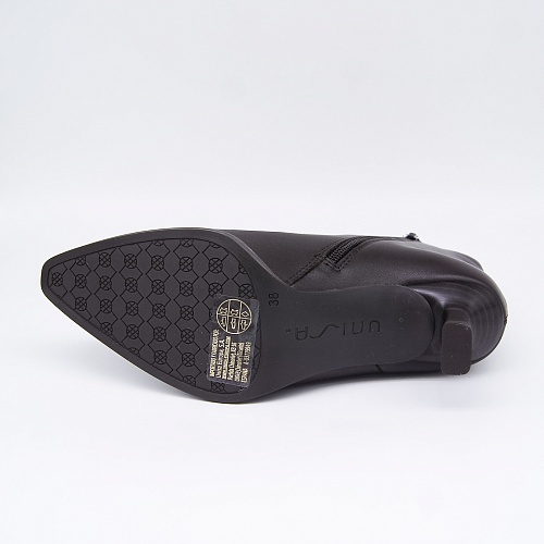 UNISA, ботильоны